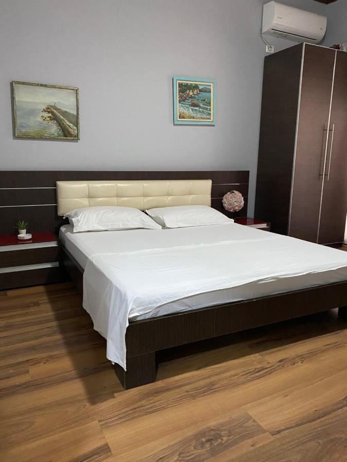 Hotel Bojko Vlorë Exteriör bild