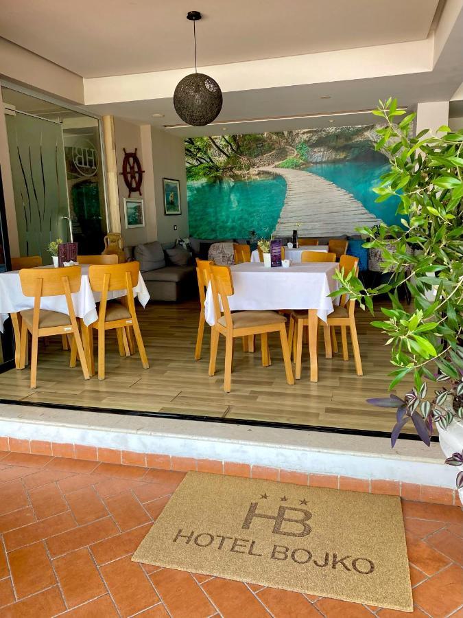 Hotel Bojko Vlorë Exteriör bild